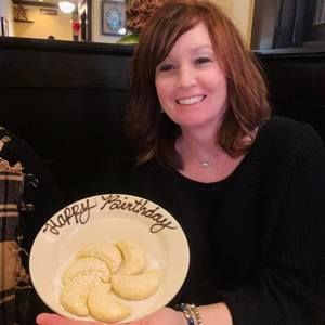 Meet your Posher, Marisa